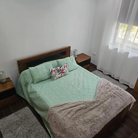 Casa Da Estrela Sirius Cabeco Chao